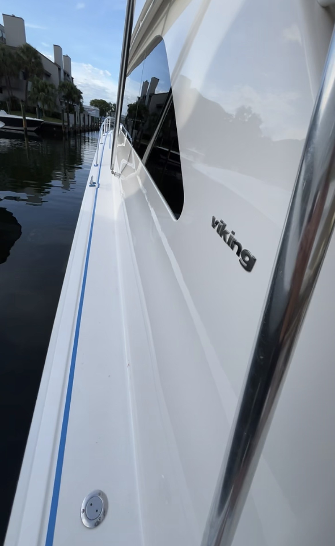 Compound and Polish for yachts in South Florida